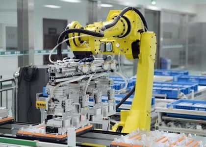 （经济观察）中国机器人产业呈现“由大变强”势头