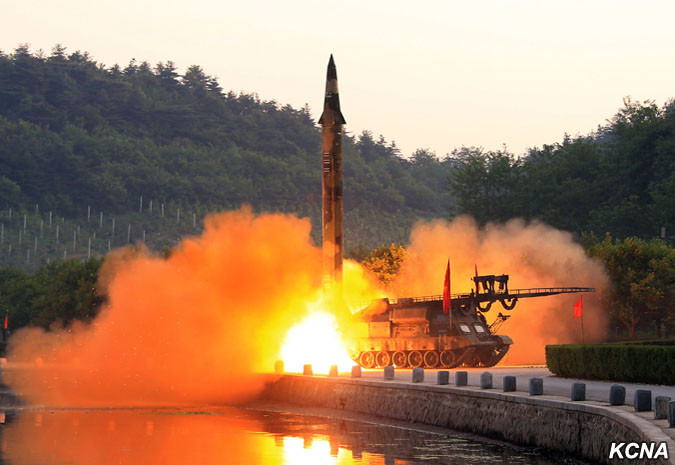 朝媒确认试射弹道导弹　安理会促朝履行决议