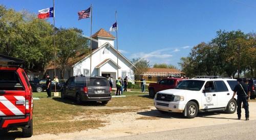 美国得州南部一教堂发生枪击事件至少２７人死亡