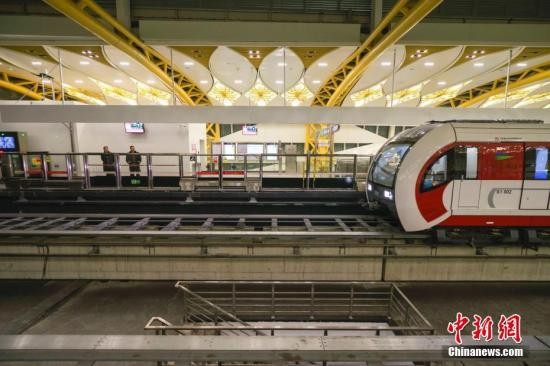 （两会·速递）中国自主研发最快磁浮列车年中将下线