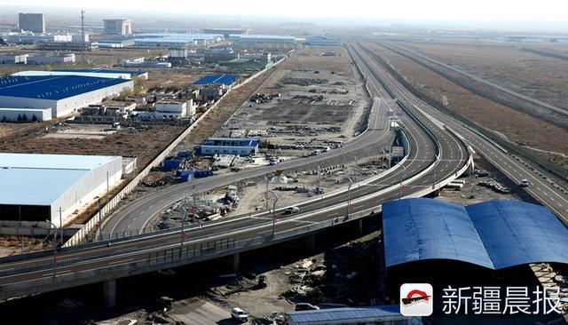 “双西公路”全线贯通 中国至欧洲实现全程高速