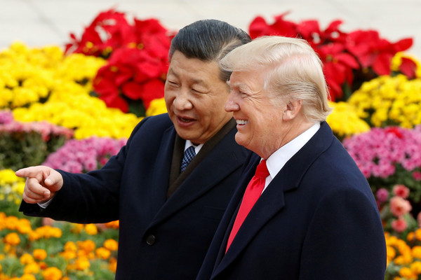U.S. President Donald Trump and China's President Xi Jinping attend a welcoming ceremony in Beijing, China, November 9, 2017. REUTERS/Thomas Peter     TPX IMAGES OF THE DAY