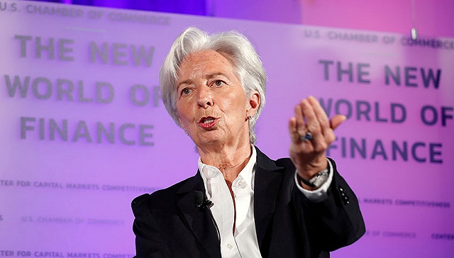 IMF总裁说全球经济增长趋缓但不会陷入衰退