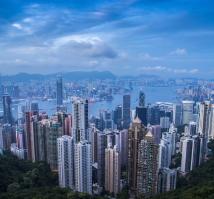 香港经济形势严峻 提振举措列入日程