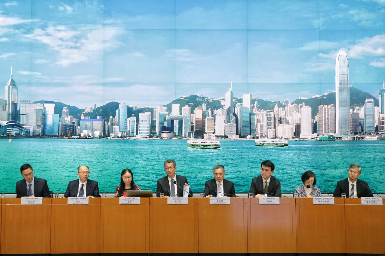 香港特区政府推出191亿港元支持措施 帮助企业市民减负