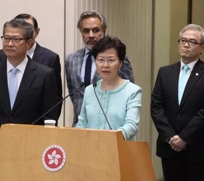 香港特区政府官员呼吁市民拒绝暴力 团结一心恢复安宁重振经济
