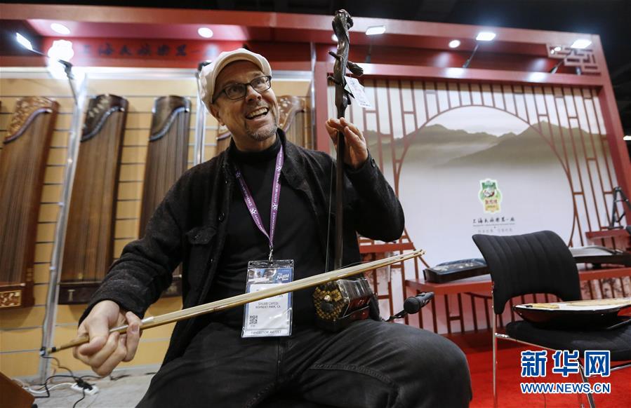 通讯：中国乐器在美国乐器展上“奏响强音”
