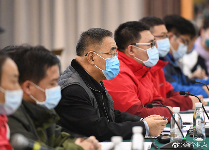 中国中医专家张伯礼等与美国专家分享新冠肺炎防治中医药经验
