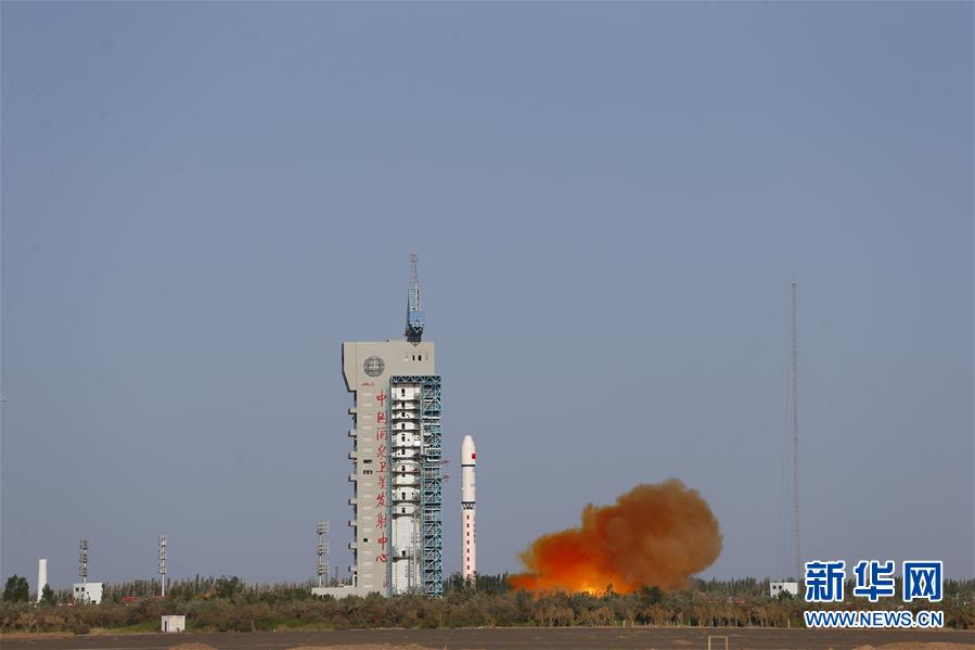 中国成功发射试验六号02星