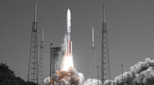 美国太空探索技术公司“星舟”火箭原型机首次试飞