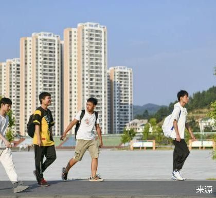 中国教育部：出国受阻留学生可在国内高校借读