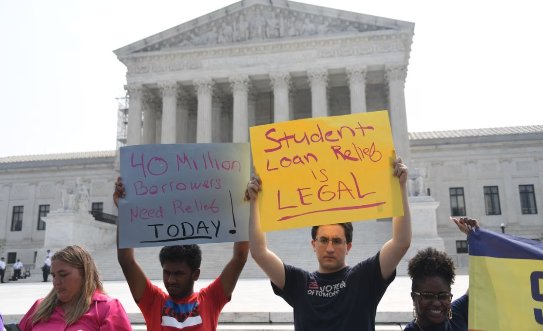 最高法院驳回拜登总统消除 4000 亿美元学生贷款债务的计划