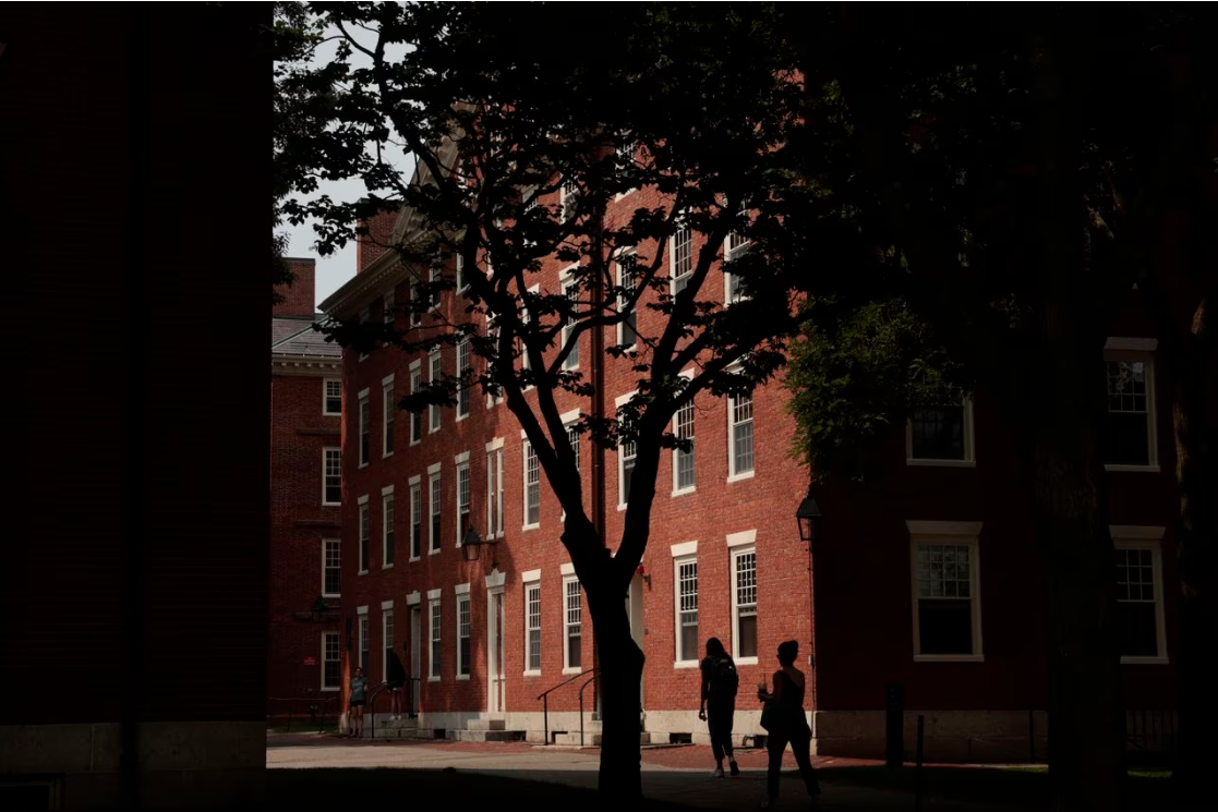 美国教育部对哈佛大学的遗产和捐赠者招生流程展开调查