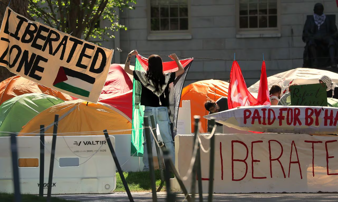 哈佛大学和麻省理工学院就制裁亲巴勒斯坦示威者展开激烈辩论
