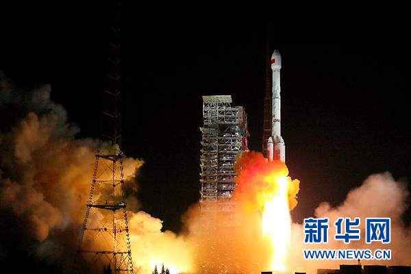 中国北斗步入全球组网新时代　中国“一箭双星”成功发射北斗三号卫星
