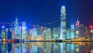 香港特区政府主要官员：政府将采取措施发展经济改善民生