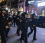 在艾默生学院附近发生大规模逮捕事件后，吴弭市长支持波士顿警方