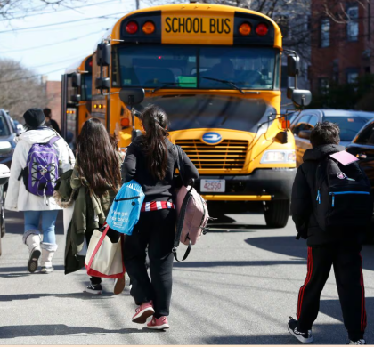 “令人心碎”：新报告发现，225,000 名马萨诸塞州学生就读于不达标准的种族隔离学校