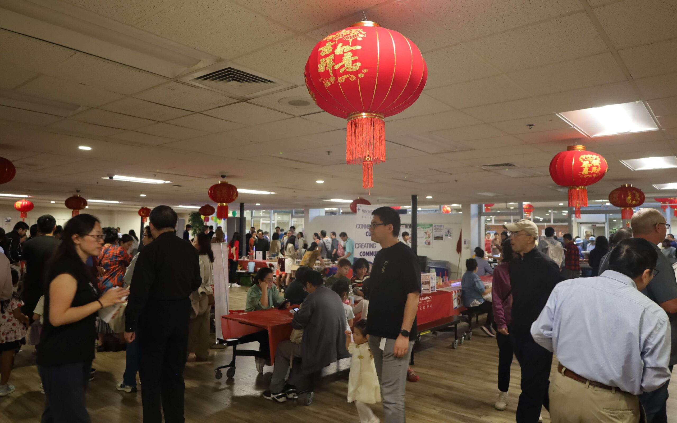 波士顿西郊，一种华人社区文化正在生长——2026年六镇中秋联欢文化观察